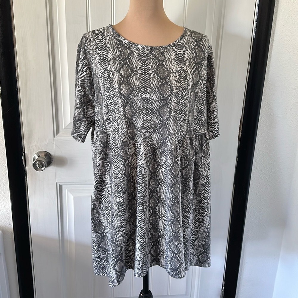 Lovely Souls tunic